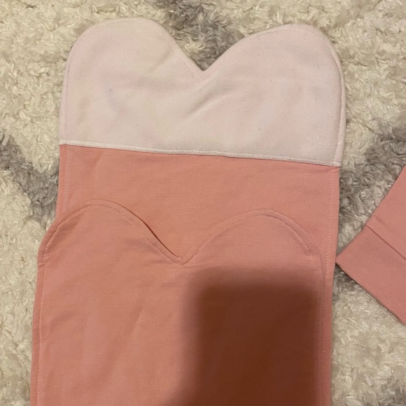 The Butterfly swaddle 👶🏻🦋💗 - Picture 6 of 14